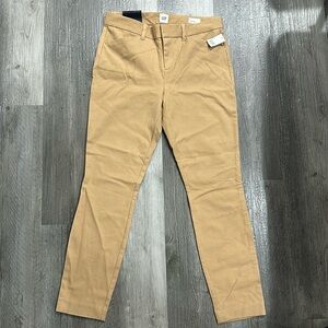 GAP beige/khaki skinny ankle pants